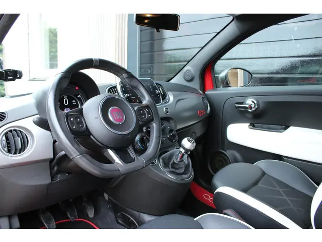 Fiat 500C 0.9 TwinAir Turbo Sport Cabrio 2017 Benzine 40