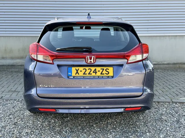 Honda Civic Tourer 1.8 Sport 2014 Benzine 22