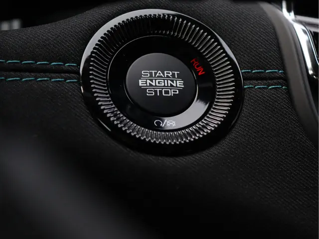 Jeep Compass 1.5T e-Hybrid Upland 2022 Hybride Benzine 42