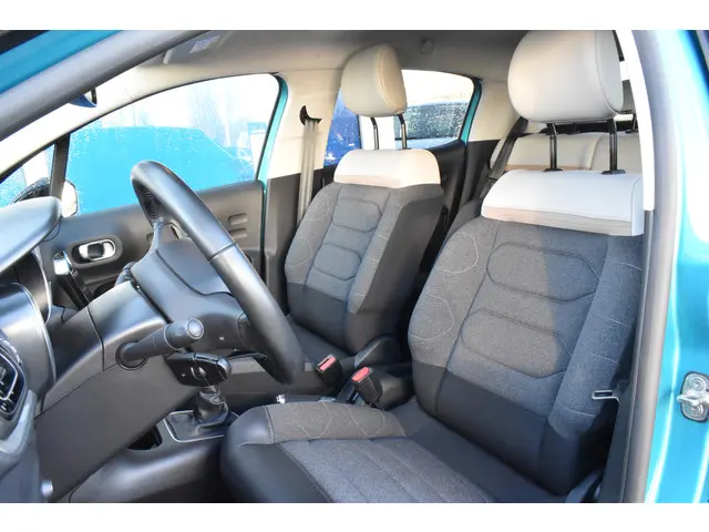 Citroën C3 PureTech 110 Shine. 2021 Benzine 2