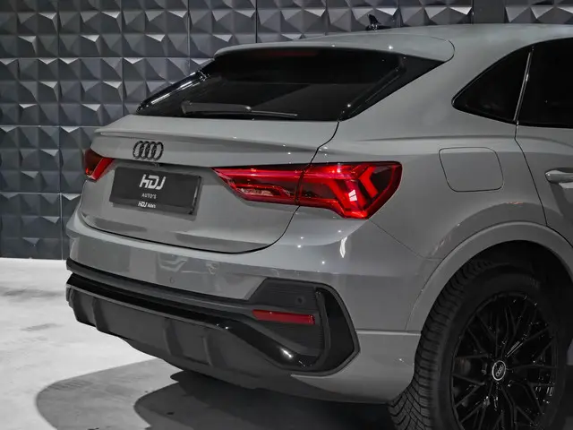 Audi Q3 Sportback 35 TFSI S Edition 2021 Benzine 6