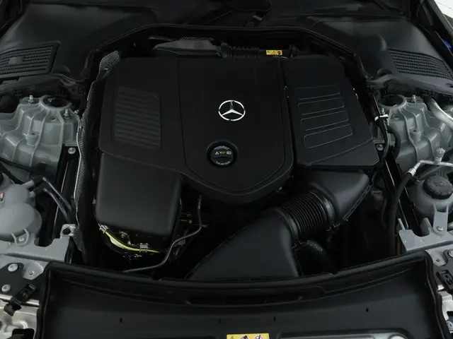 Mercedes-Benz CLE Coupé 200 AMG 2024 Hybride Benzine 37