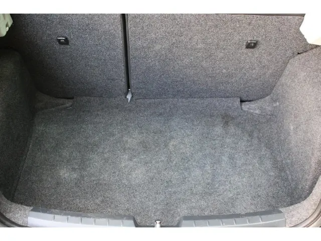 SEAT Ibiza 1.2 TSI Chill Out plus 2013 Benzine 10