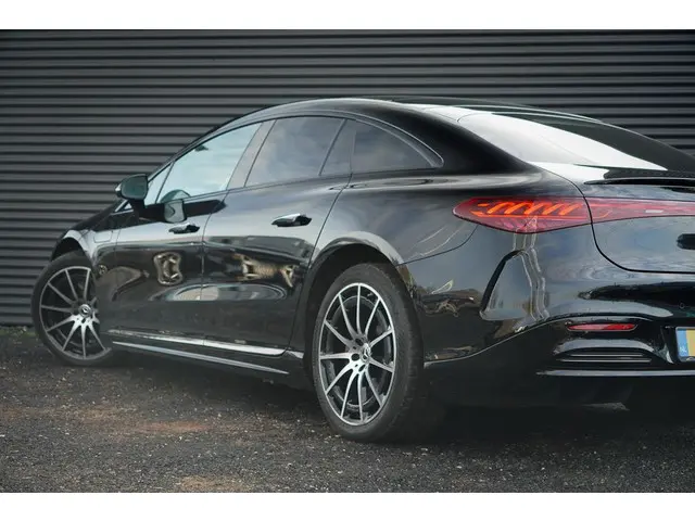 Mercedes-Benz EQS 450+ AMG Line 108 kWh 2021 Elektrisch 49