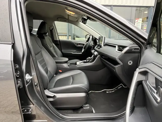 Toyota RAV4 2.5 Hybrid AWD Style 2022 Hybride Benzine 29