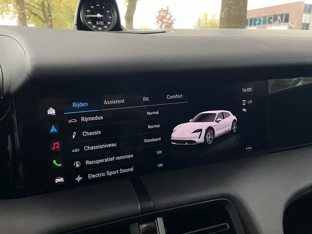 Porsche Taycan Cross Turismo 4S 93 kWh 2023 Elektrisch 29