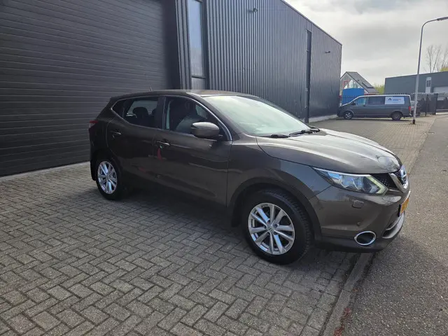 Nissan QASHQAI 1.2 Connect Edition 2015 Benzine 10