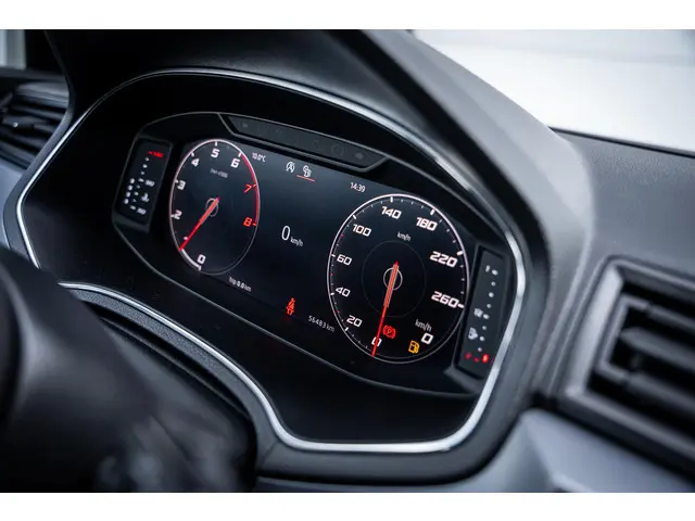 SEAT Arona 1.0 TSI 2020 Benzine 32