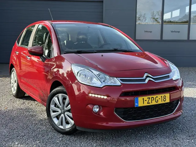 Citroën C3 1.2 PureTech Collection 2015 Benzine 2