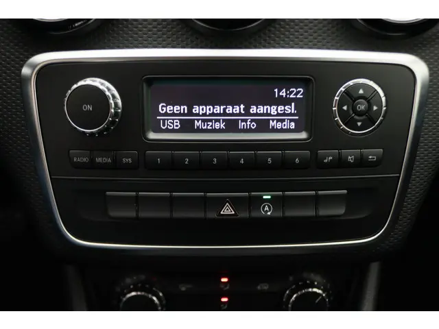 Mercedes-Benz A-Klasse 180 Economy 2015 Benzine 32