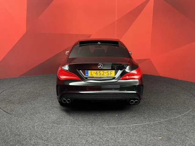 Mercedes-Benz CLA CLA 250 Edition 1 2013 Benzine 13
