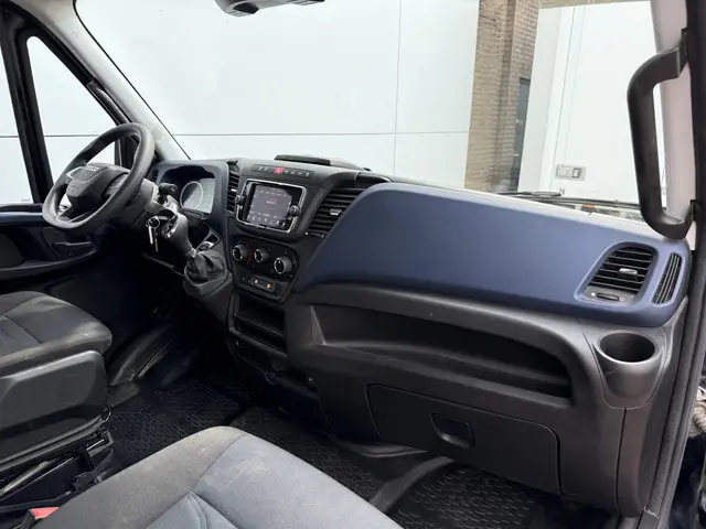 Iveco Daily 35S18 3.0 2020 Diesel 9