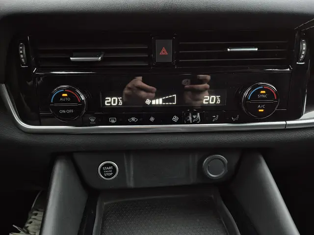 Nissan QASHQAI 1.3 MHEV Xtronic N-Connecta 2022 Benzine 10