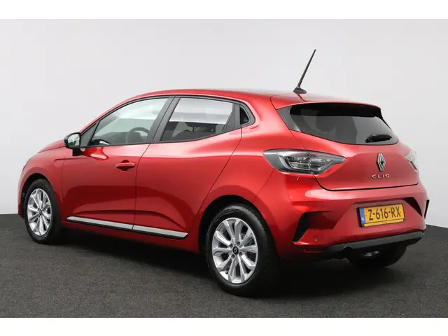 Renault Clio 1.0 TCe 90 GPF evolution 2024 Benzine 38