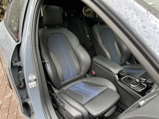 BMW 1 Serie 120d High Executive 2020 Diesel 18