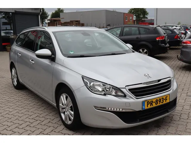 Peugeot 308 1.6 BlueHDi Allure 2016 Diesel 11