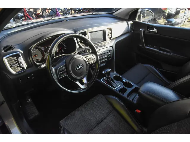 Kia Sportage 1.6 T-GDI 4WD DynamicPlusLine 2017 Benzine 32