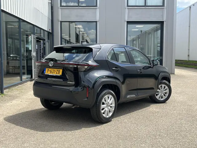 Toyota Yaris Cross 2
