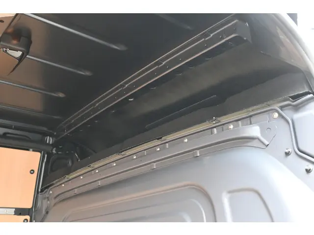 Mercedes-Benz Sprinter 317 CDI L2H2 Pro HD 2024 Diesel 14