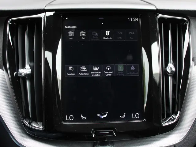 Volvo XC60 2.0 T5 R-Design Automaat 2019 Benzine 33
