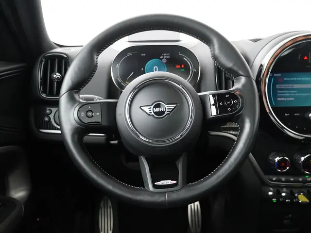 MINI Countryman Cooper SE 2021 Hybride Benzine 2