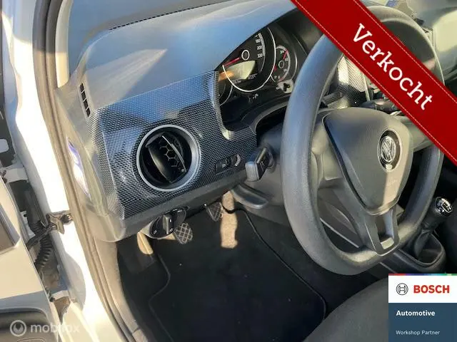 Volkswagen up! 1.0 BMT move up! 2016 Benzine 9