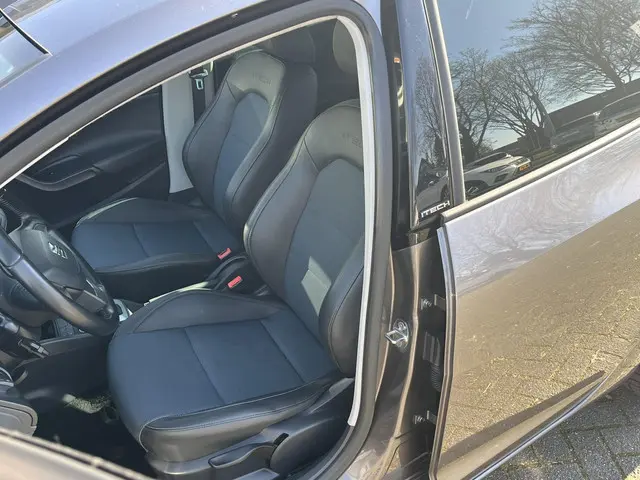 SEAT Ibiza 1.2 TSi Aut. I-Tech 2015 Benzine 9