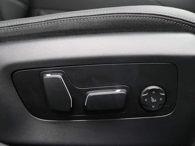 BMW 5 Serie Sedan 530e 2024 Hybride Benzine 35