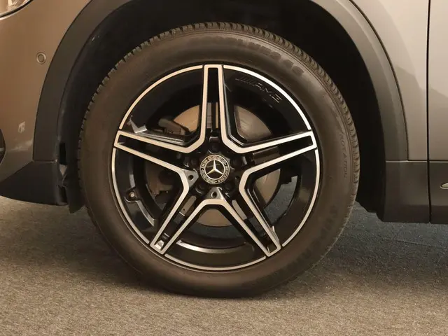 Mercedes-Benz GLA 250 e Style 2020 Hybride Benzine 3