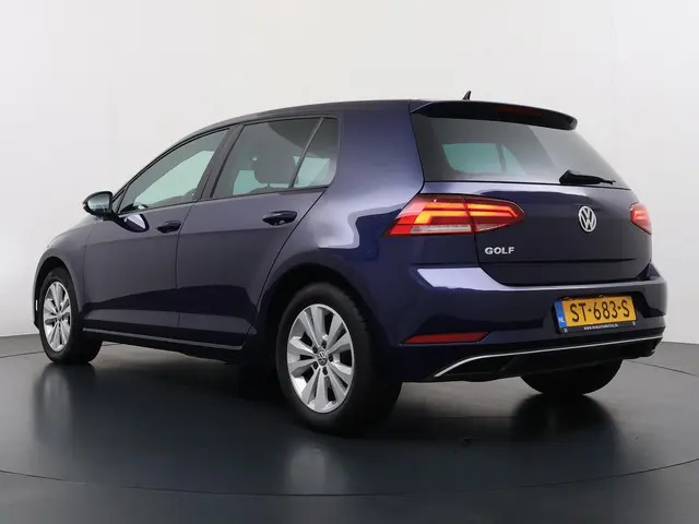 Volkswagen Golf 1.0 TSI Comfortline 2018 Benzine 6