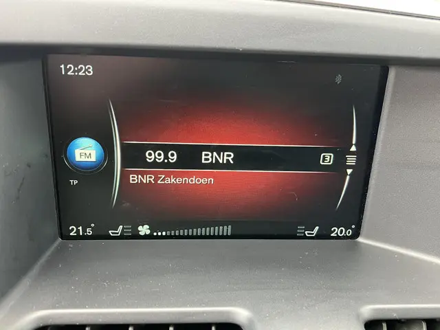 Volvo XC60 2.0 D4 FWD Ocean Race 2015 Diesel 30