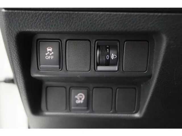 Nissan QASHQAI 1.2 Visia 2014 Benzine 31