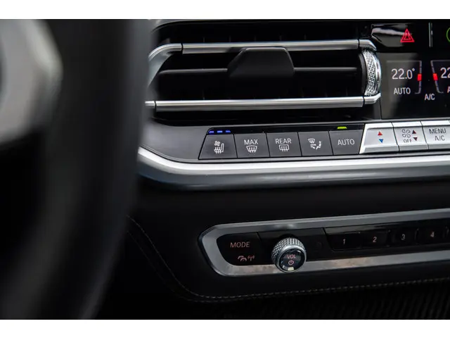 BMW X6 xDrive40i High Executive M Sport 2020 Benzine 65