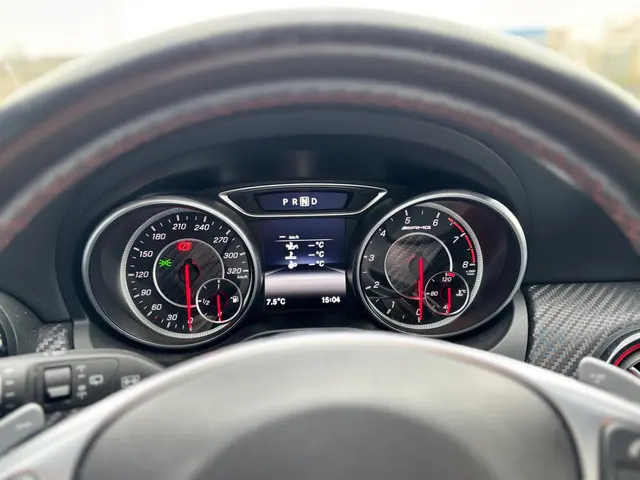 Mercedes-Benz A-Klasse AMG 45 4MATIC 2016 Benzine 20