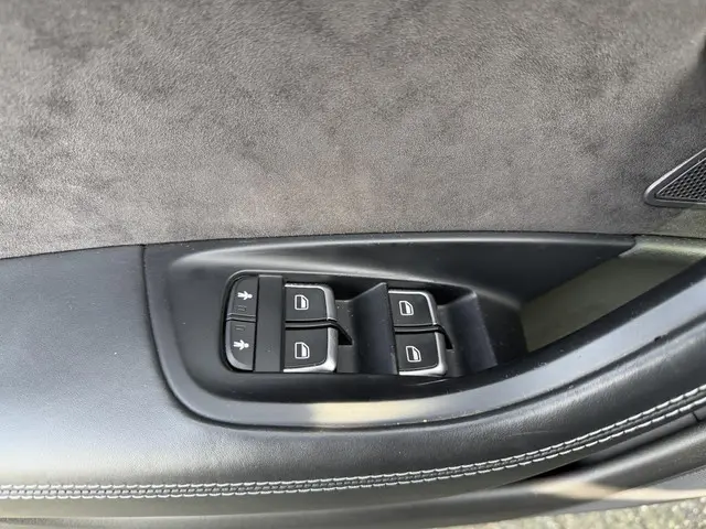 Audi A6 Avant 3.0 TFSI quattro 3X S-Line 2014 Benzine 13