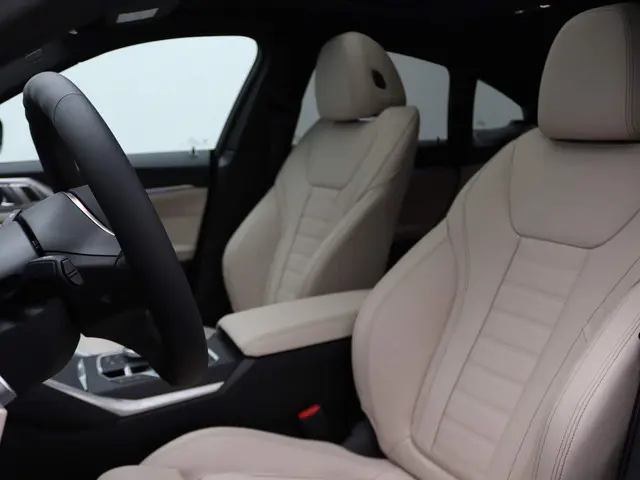 BMW i4 eDrive35 2024 Elektrisch 15