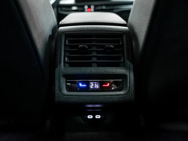 Volkswagen Golf 2.0 TSI GTI Clubsport 2024 Benzine 25