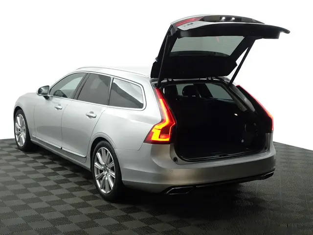 Volvo V90 2.0 T4 Inscription Aut- 2018 Benzine 30