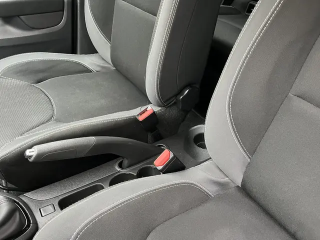 Renault Clio 0.9 TCe Zen 2019 Benzine 18