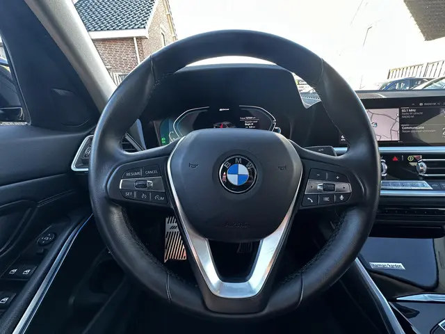 BMW 3 Serie 330e Sport Edition 2019 Hybride Benzine 9