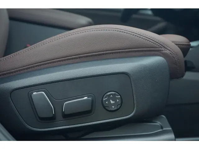BMW iX3 High Executive Edition 2025 Elektrisch 33