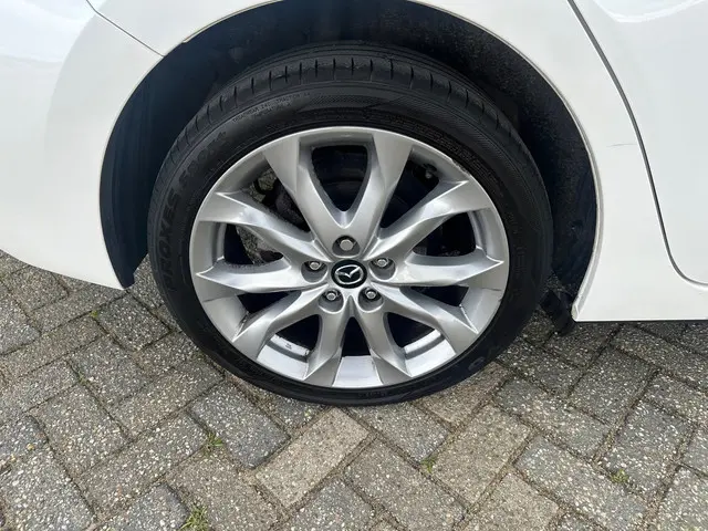 Mazda 3 2.0 GT-M // SEDAN // Leer // Navi // PDC // LED // 2016 Benzine 15