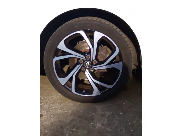 Renault Scénic 1.3 TCe Automaat Bose 2019 Benzine 15