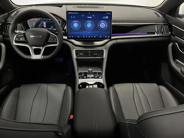 BYD SEAL U 1.5 DM-i FWD Boost 2025 Hybride Benzine 38