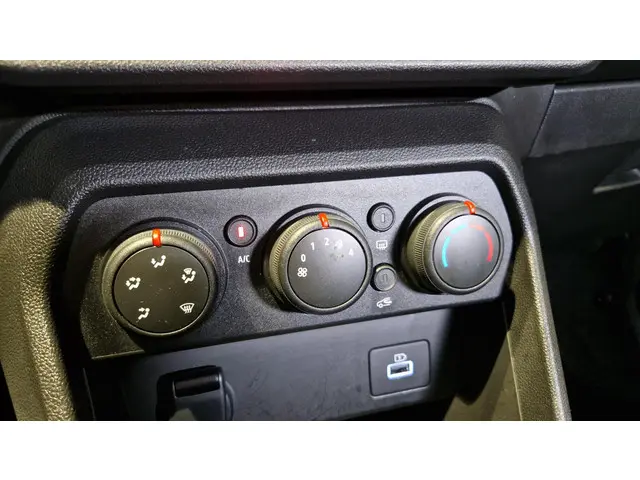 Dacia Jogger 1.0 TCe 110 Expression 7p. 2023 Benzine 12