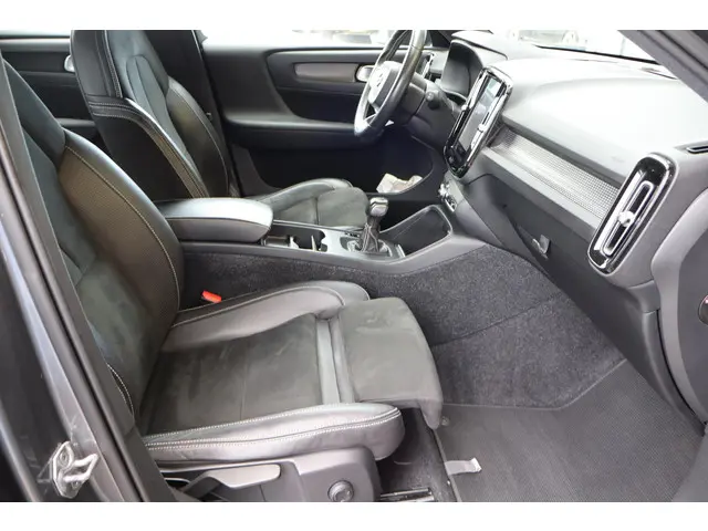Volvo XC40 1.5 T3 R-Design 2019 Benzine 11