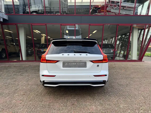 Volvo V60 2.0 B3 Plus Dark 2022 Hybride Benzine 6