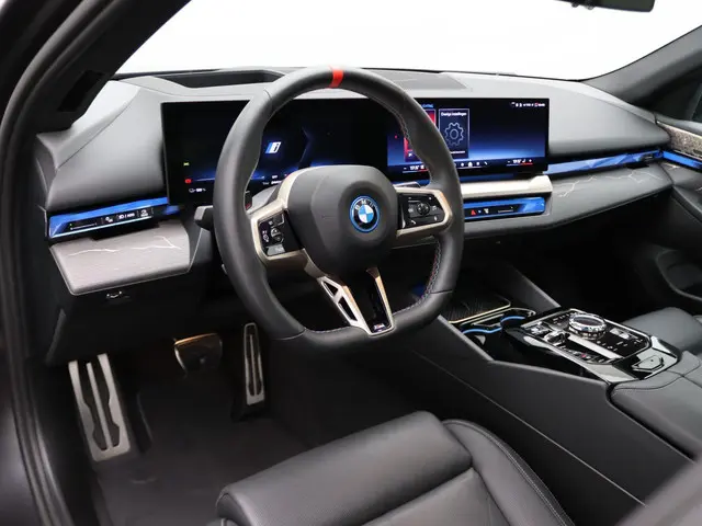 BMW i5 M60 xDrive 2023 Elektrisch 12