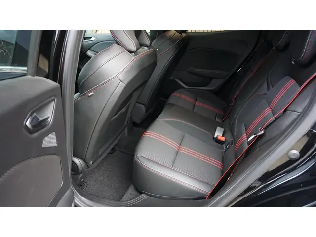 Renault Clio 1.0 TCe 92pk R.S. Line 5Drs 2022 Benzine 10