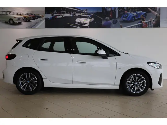 BMW 2 Serie Active Tourer 220i 2025 Benzine 3